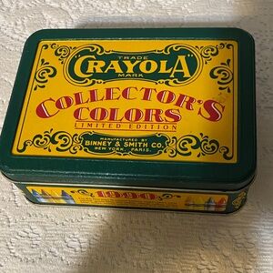 Crayola Collector's Colors Tin - Green and Yellow